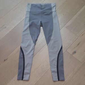 Athleta Leggings Women's sz XS Grey Long Athletic Leggings Activewear